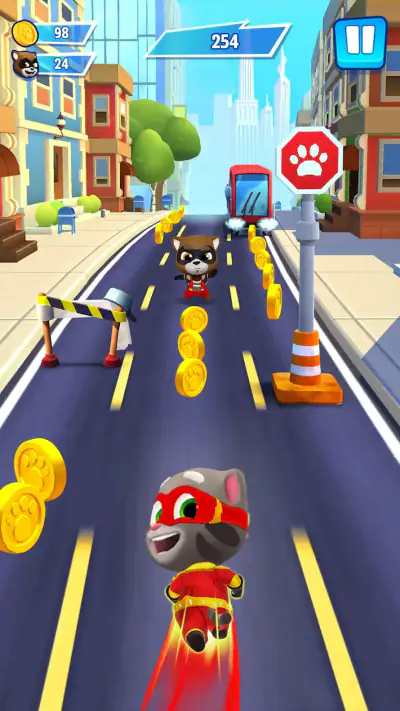 Talking Tom Hero Dash screenshot 1